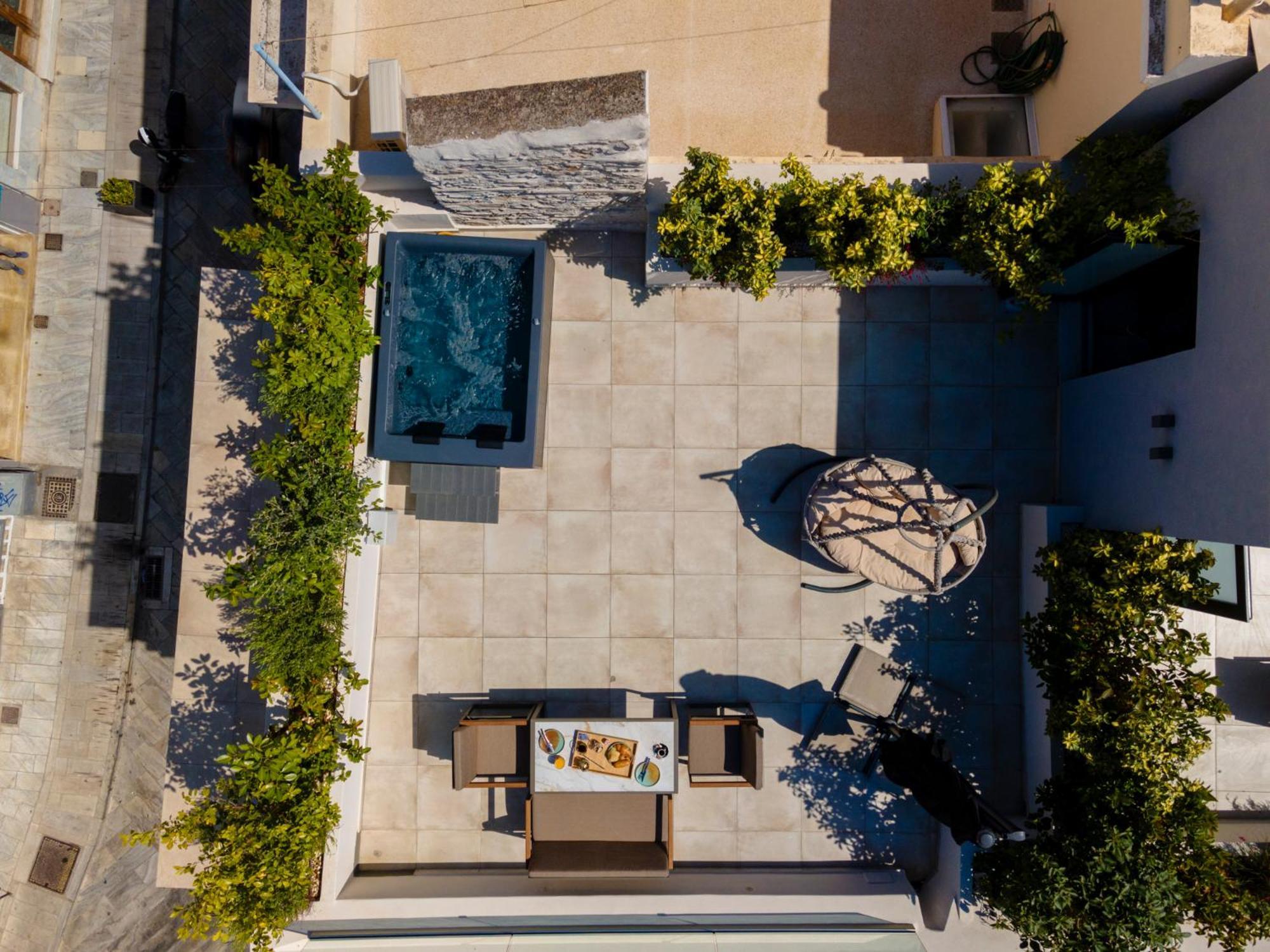 Ninemian Suites Syros แอร์มูโปลี ภายนอก รูปภาพ