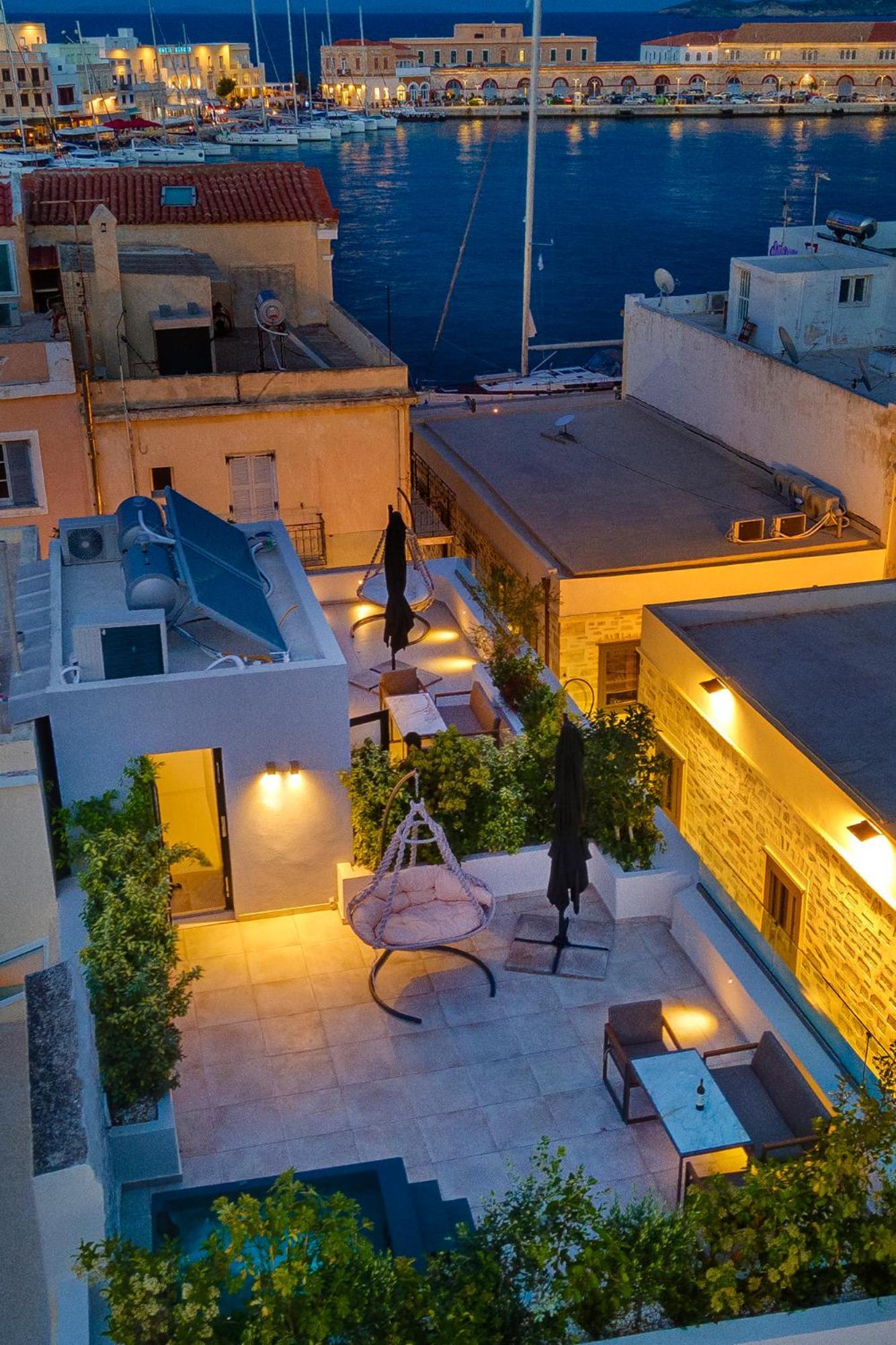 Ninemian Suites Syros แอร์มูโปลี ภายนอก รูปภาพ